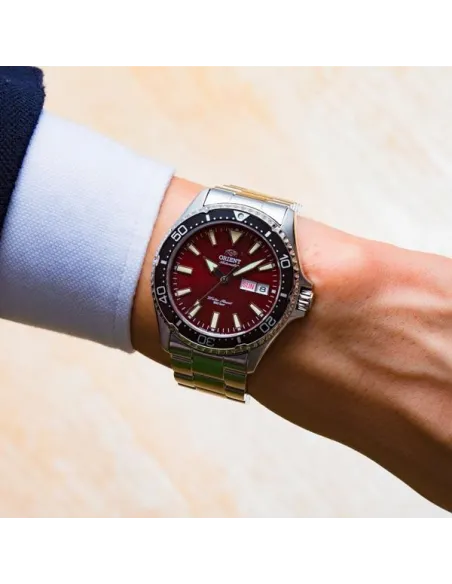 Reloj de buceo Automático Hombre Orient Kamasu RA-AA0003R dial rojo 42mm buceo correa acero 200m water resist