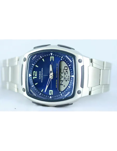 Reloj deportivo clásico hombre Casio AW-81D-2A dial azul correa acero inoxidable 30 telememo 10 años batería Hora Mundial