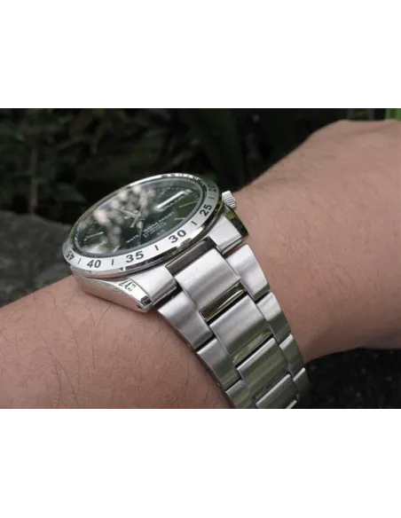 reloj automático hombre Seiko 5 SNKE01K1 dial negro 37mm correa acero 50m water resist