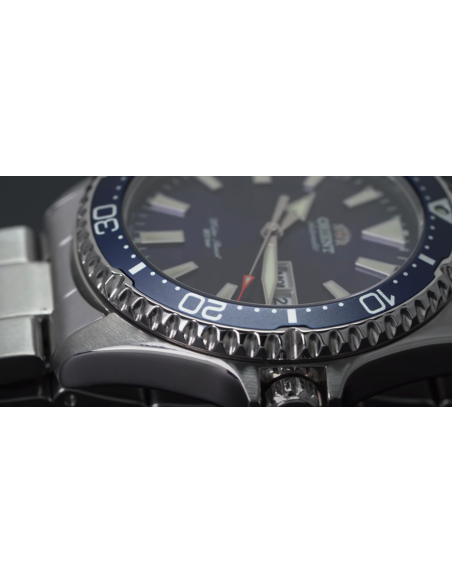 Reloj de buceo hombre automático Orient Kamasu RA-AA0002L dial azul 41.8mm DIVERS Cristal Zafiro correa acero