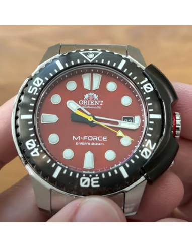 reloj automático hombre buceo Orient M-Force RA-AC0L02R dial rojo 45mm correa acero 200m water resist