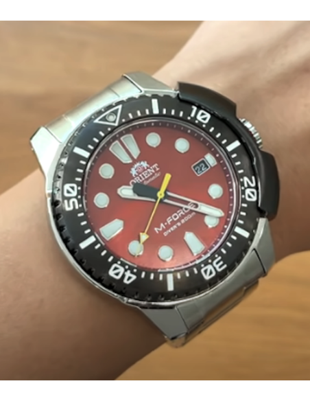 reloj automático hombre buceo Orient M-Force RA-AC0L02R dial rojo 45mm correa acero 200m water resist