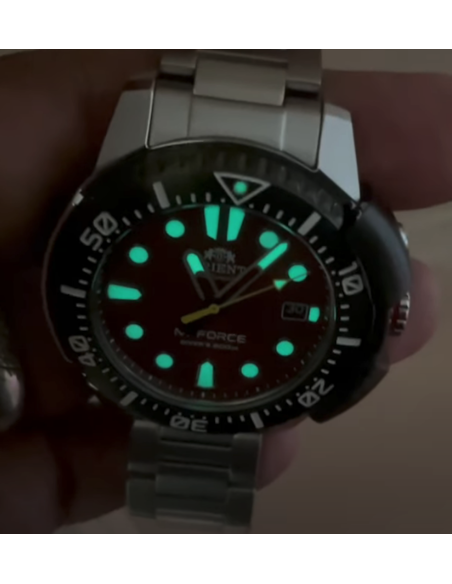 reloj automático hombre buceo Orient M-Force RA-AC0L02R dial rojo 45mm correa acero 200m water resist