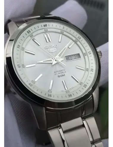 reloj automático hombre Seiko 5 SNKM83K1 dial blanco 43mm correa acero 50m water resist