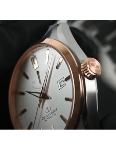 Reloj automático hombre Orient Star RE-AU0401S dial blanco bisel oro rosado Cristal Zafiro