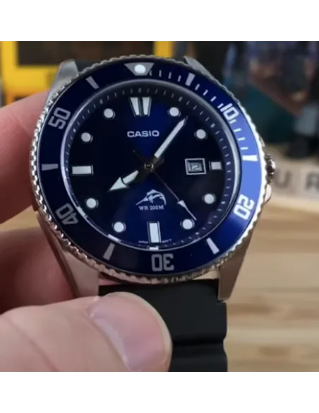 Reloj Hombre Buceo Casio MDV-106B-2A MARLIN DURO correa goma