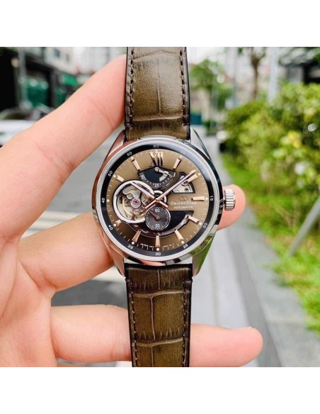 Reloj automático hombre Orient Star RE-AV0006Y 50h Power Reserve Cristal Zafiro anti-reflejo correa cuero