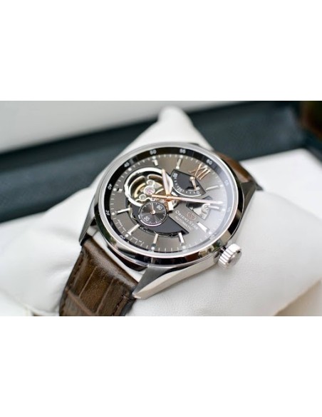 Reloj automático hombre Orient Star RE-AV0006Y 50h Power Reserve Cristal Zafiro anti-reflejo correa cuero