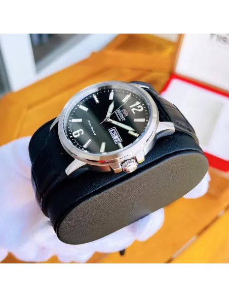 Reloj Automático Hombre Orient Commuter RA-AA0C04B dial negro correa cuero