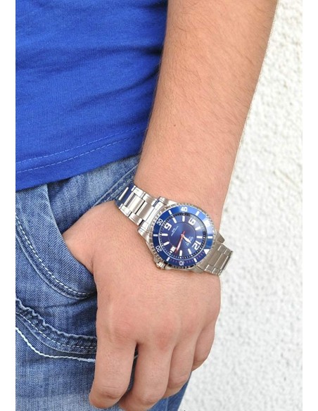 copy of reloj de buceo hombre Casio MTD-1053D-1A dial negro correa acero 200m water resist