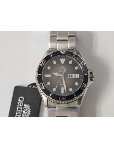 reloj automático hombre Orient New Kamasu RA-AA0810N dial negro 41.8mm correa acero cristal zafiro 200m water resist