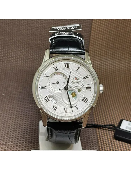 reloj automático hombre Orient Sun & Moon RA-AK0008S dial blanco 42.5mm Cristal Zafiro correa cuero