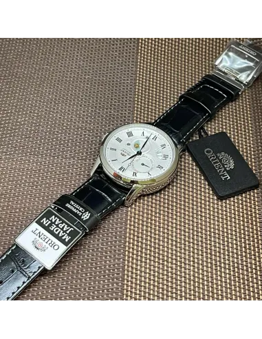 reloj automático hombre Orient Sun & Moon RA-AK0008S dial blanco 42.5mm Cristal Zafiro correa cuero