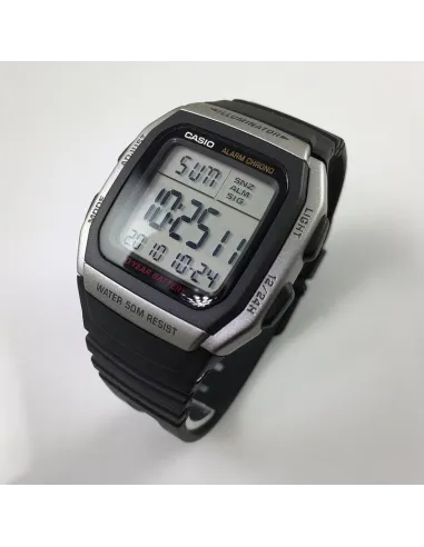 reloj hombre digital Casio W-96H-1AV alarma múltiple 10 años batería cronómetro 50m water resist