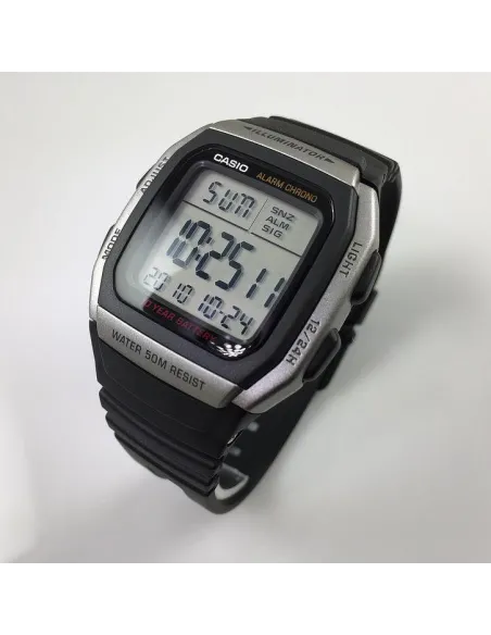 reloj hombre digital Casio W-96H-1AV alarma múltiple 10 años batería cronómetro 50m water resist