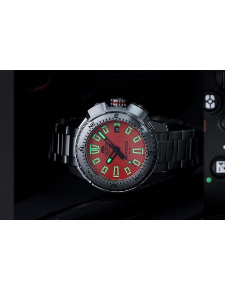 reloj de buceo automático hombre Orient M-Force RA-AC0N02Y dial naranja 45mm correa acero 200m water resist Cristal Zafiro