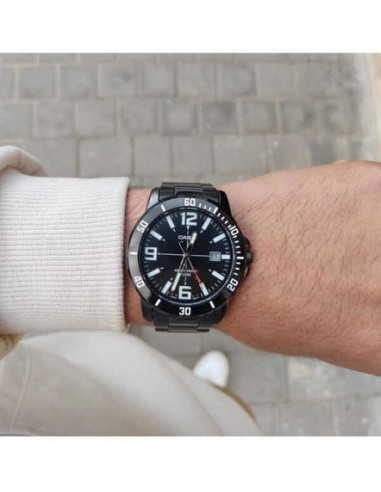 Reloj deportivo Casio MTP-VD01B-1B baño de iones broche triple pliegue dial negro 45mm correa de acero 3 agujas