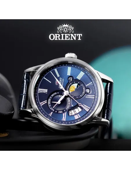 reloj automático hombre Orient Sun & Moon RA-AK0011D versión 3 dial azul 42.5mm Cristal Zafiro 40h Reserva de marcha
