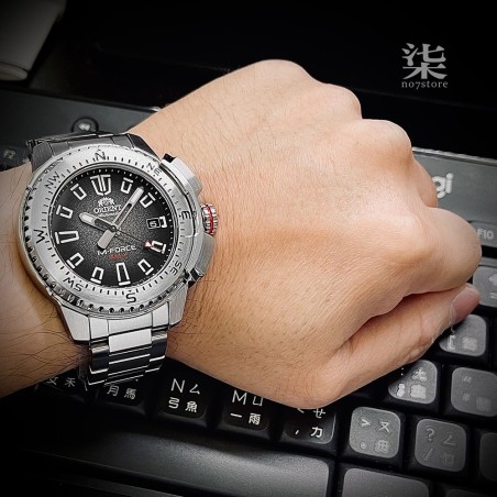 reloj de buceo automático hombre Orient M-Force RA-AC0N01B dial negro 45mm correa acero 200m water resist Cristal Zafiro