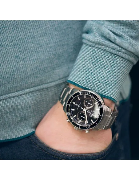 reloj deportivo hombre Bulova Marine Star 96B272 45mm dial negro 200m WR correa de acero Cronógrafo