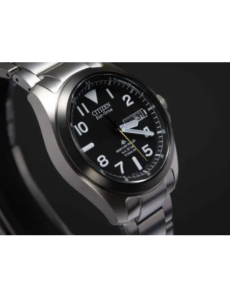 reloj radio-control hombre Citizen Promaster Land TITANIUM PMD56-2952 JDM 39mm Cristal de Zafiro
