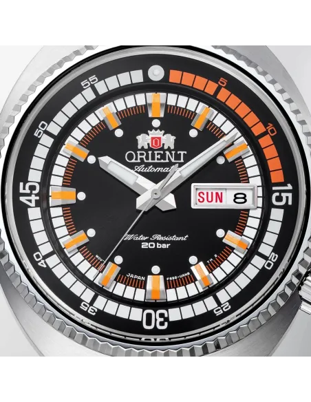 Orient Neo Classic Sports RA-AA0E05B 43.5mm 200m WR automatic men’s watch stainless steel bracelet