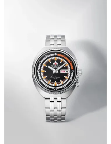 Orient Neo Classic Sports RA-AA0E05B 43.5mm 200m WR automatic men’s watch stainless steel bracelet
