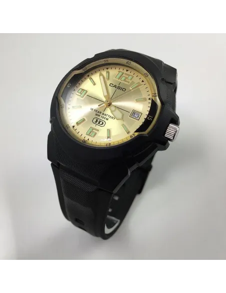reloj deportivo hombre Casio MW-600F-9A 100m WR 10 años batería