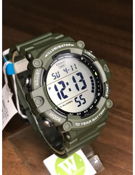 Reloj deportivo hombre Casio AE-1500WHX-3A 100m WR 10 años batería Hora Mundial cronómetro alarma