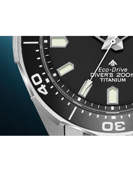 Reloj de buceo hombre Citizen Promaster Super Titanium BN0200-56E dial negro 44mm