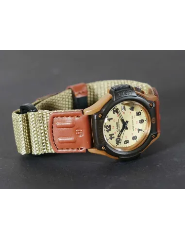 Reloj hombre Casio Forester FT-500WC-5B  100m WR Luz Led