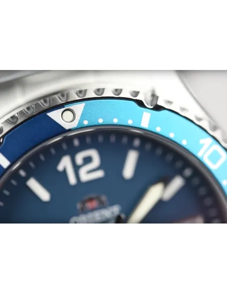 Orient Kamasu RA-AA0818L 41.8mm 200m sapphire crystal automatic divers men’s watch stainless steel bracelet