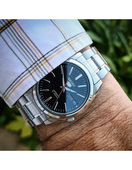 Reloj automático hombre Seiko 5 Classic SNKL45J1 MADE IN JAPAN 37mm dial negro correa de acero