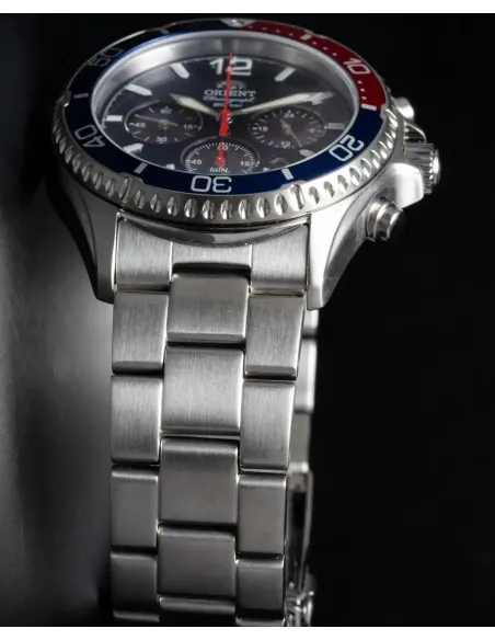 Orient RA-TX0201L 42.8mm Sports Chronograph 200m WR cristal de zafiro