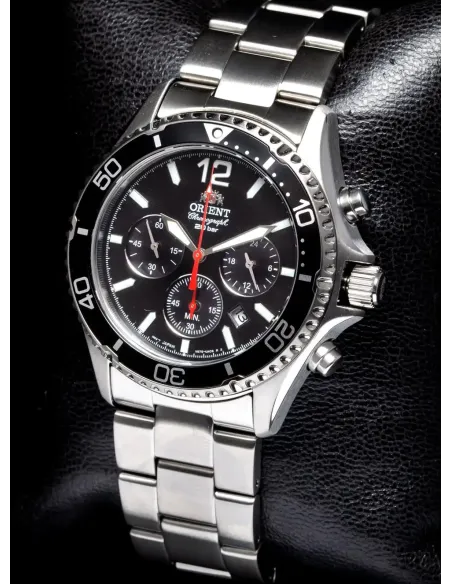 Solar Orient RA-TX0202B 42.8mm Sports Chronograph 200m WR cristal de zafiro
