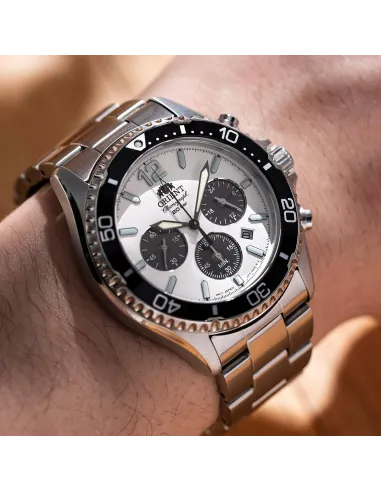Orient Kamasu Panda Solar RA-TX0203S Chronograph 42.8mm 200m WR Solar Powered sapphire crystal stainless steel bracelet divers m