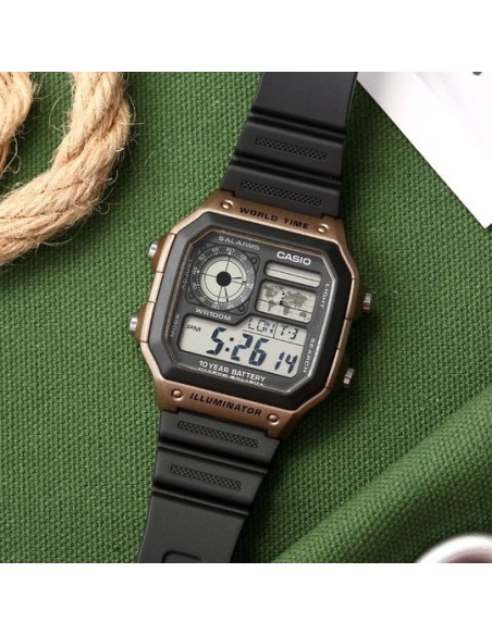 Casio AE-1200WH-5AV 42.1mm 100m WR 10 años batería Hora Mundial Hora Dual 5 Alarmas