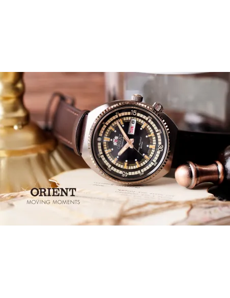 Reloj automático hombre Orient Neo Classic Sports RA-AA0E06B 43.5mm 200m WR correa de cuero