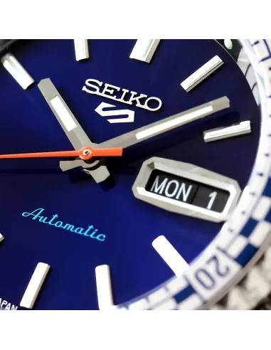 reloj automático hombre Seiko SRPK65 SKX Street Style 42.5mm 100m WR correa de acero