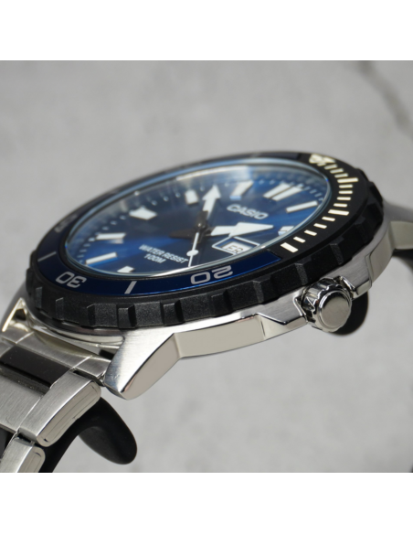 reloj deportivo buceo hombre Casio Duro Marine Monster Sports MTD-125D-2A1 45.6mm 100m WR