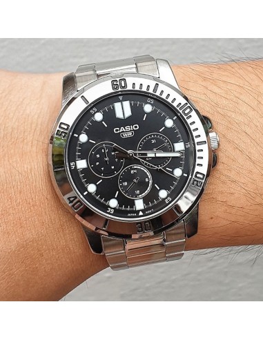 reloj cronógrafo analógico hombre Casio MTP-VD300D-1E 45mm correa de acero