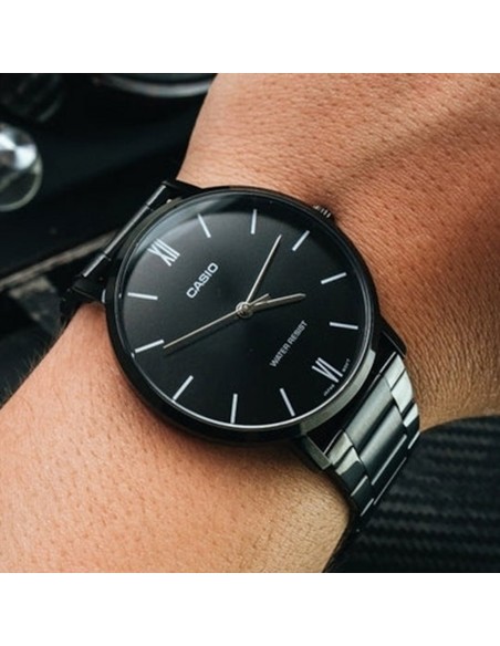 reloj clásico minimalista hombre Casio MTP-VT01B-1B 40mm baño de iones correa de acero