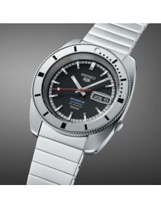 automático hombre Seiko 5 Sports SRPL05 Heritage Re-creation “Kamen Rider” Limited Edition 2