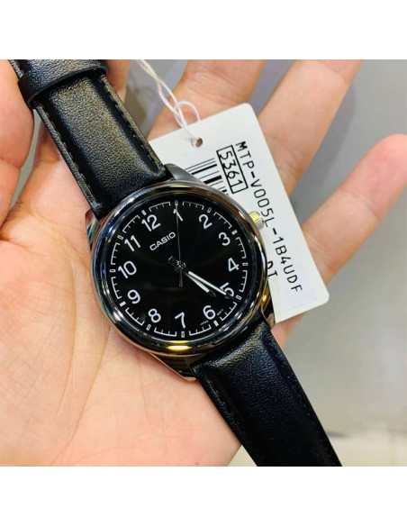 Reloj analógico Casio MTP-V005L-1B4 correa de cuero color negro