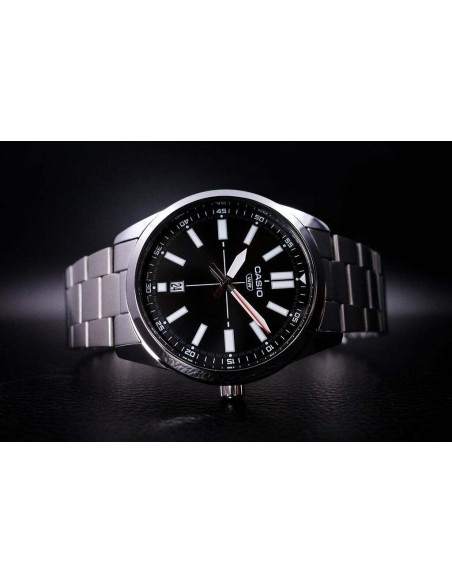 Reloj deportivo Casio MTP-VD02D-1E analógico de acero inoxidable 48×41×9,6 mm