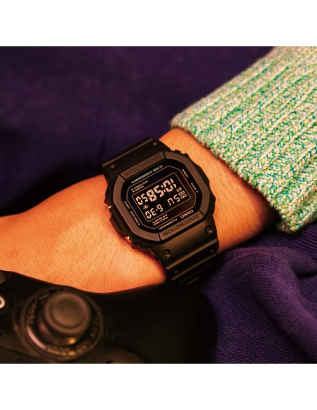 Casio G-Shock Rainbow Brick Wall DW-5600RW-1JF JDM 200m WR resistente a los golpes  48.9 × 42.8