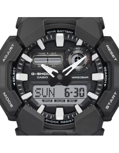 Casio G-Shock GA-010-1AJF JDM  55.1 × 51.9 × 17.5 mm 200M WR Carbon Core Guard 10 años batería