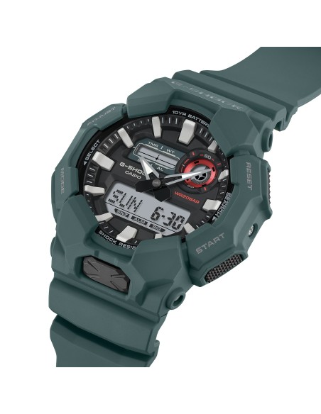 Casio G-Shock GA-010-2AJF JDM  55.1 × 51.9 × 17.5 mm 200M WR Carbon Core Guard 10 años batería