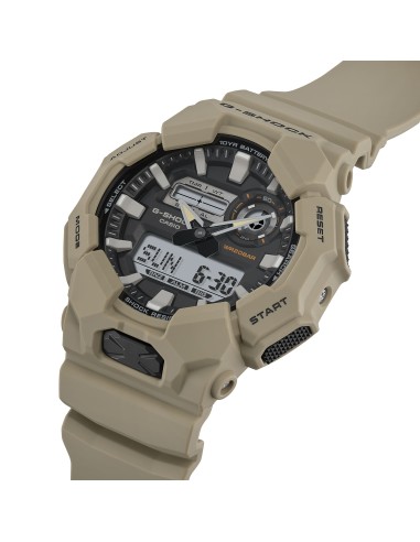 Casio G-Shock GA-010-5AJF JDM  55.1 × 51.9 × 17.5 mm 200M WR Carbon Core Guard 10 años batería