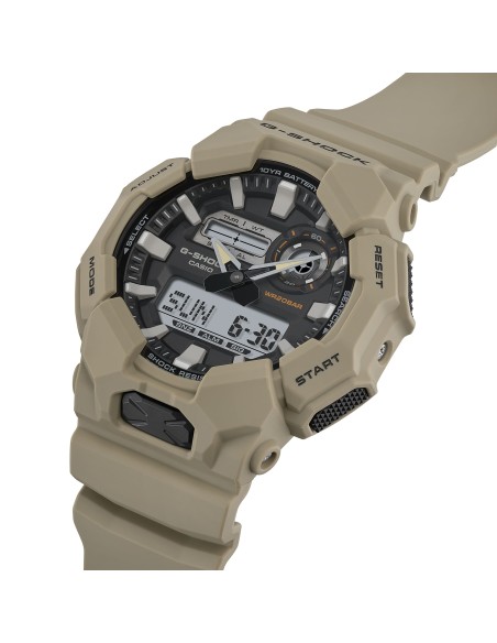 Casio G-Shock GA-010-5AJF JDM  55.1 × 51.9 × 17.5 mm 200M WR Carbon Core Guard 10 años batería